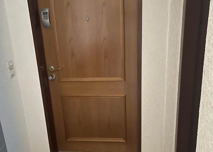 4 Preiswertes In Privater Wohnung, Kein Hotel, Ohne Personal, Zum Uebernachten *